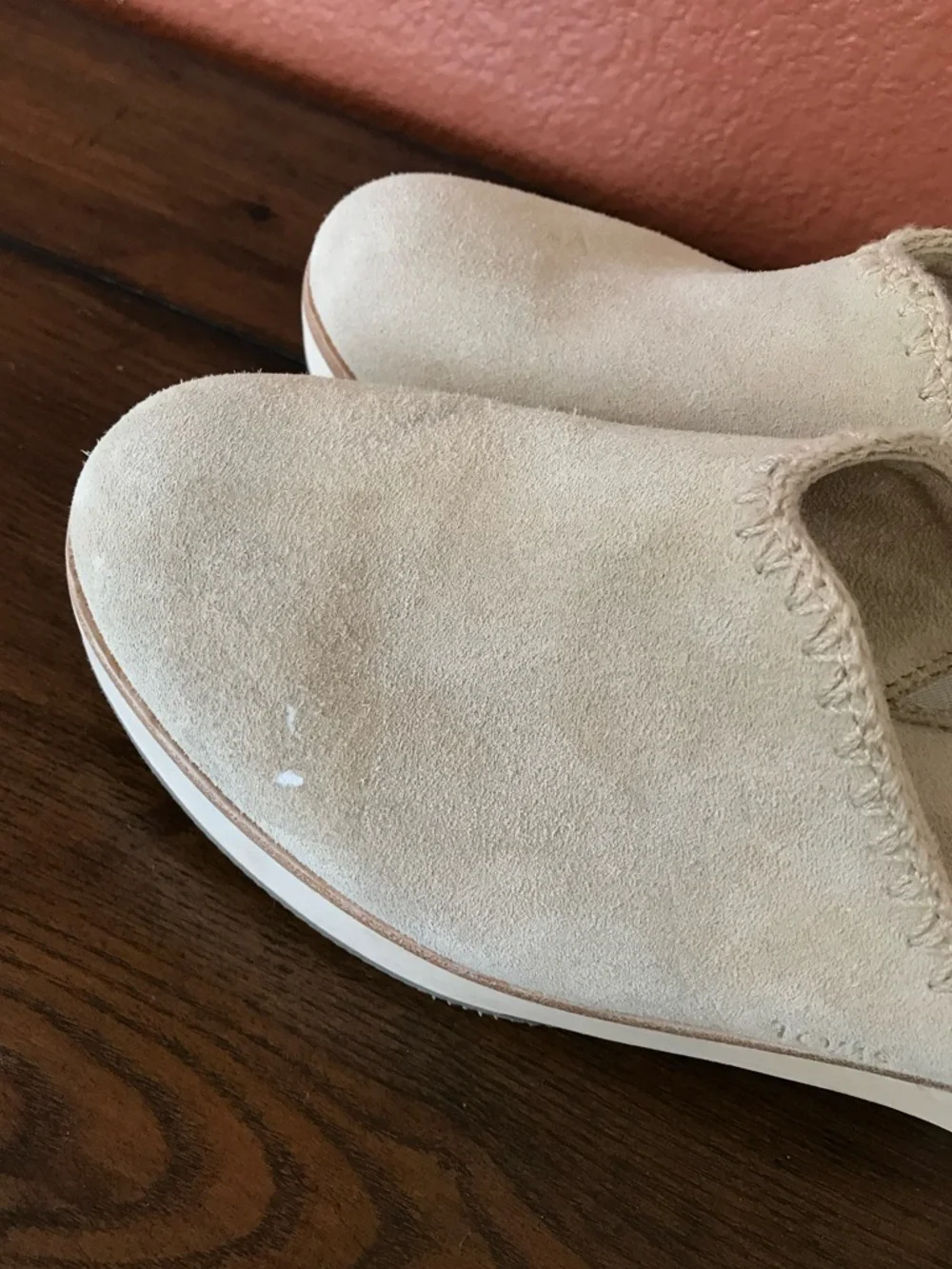 TOMS Women’s 8.5 Addison Neutral Cream Suede Round Toe Mule Wooden Clogs in EUC - Picture 12 of 16